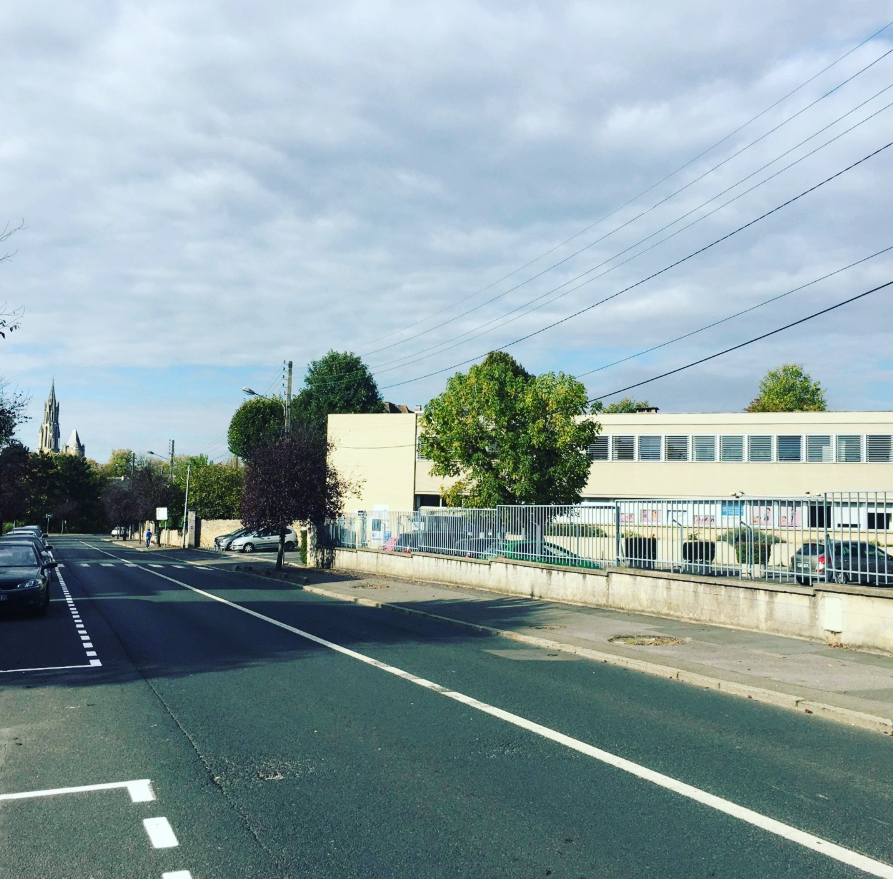 Vue extérieure du bâtiment de la SCI GDG à Senlis